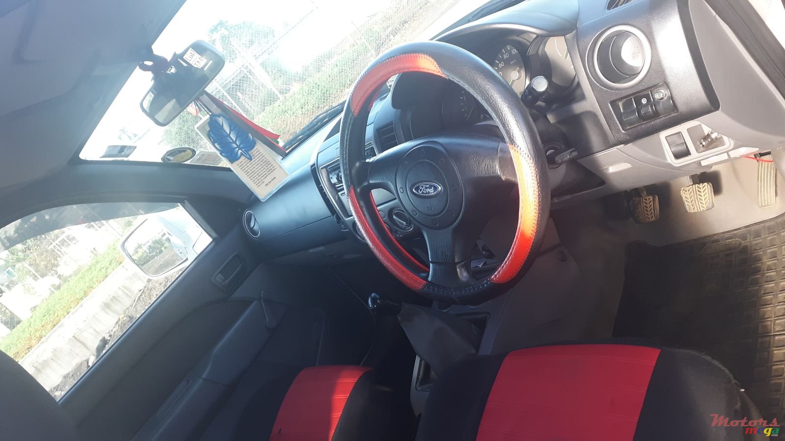 2009' Ford Ranger 4×2 photo #3