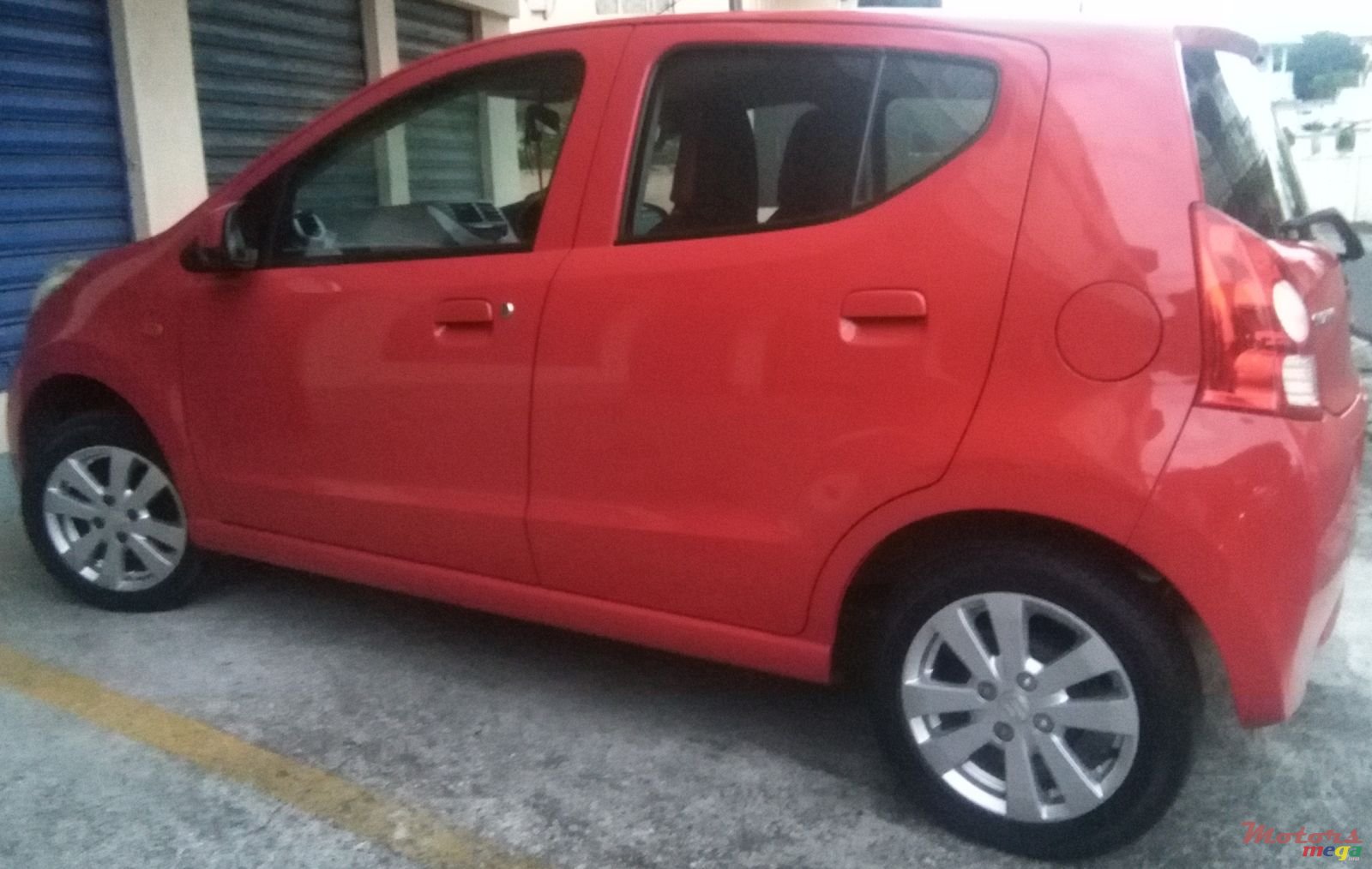 2011' Suzuki Celerio 1.0 photo #1
