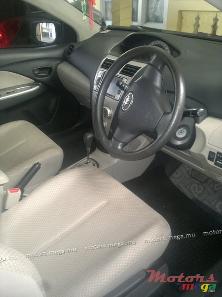 2006' Toyota Yaris BELTA photo #5