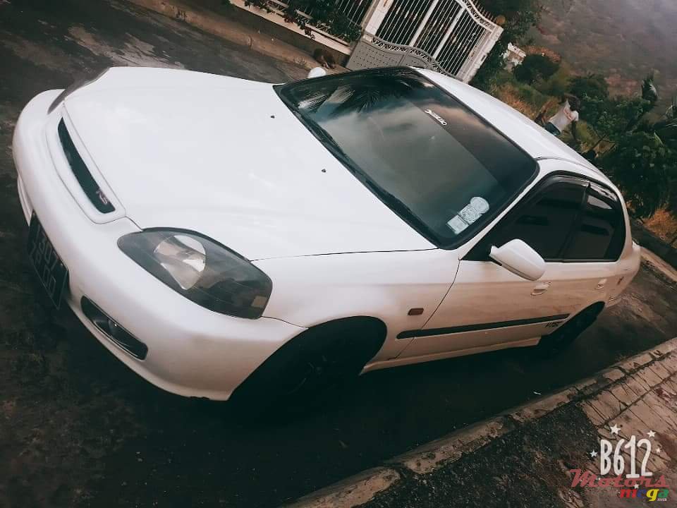 2000' Honda Passport photo #3