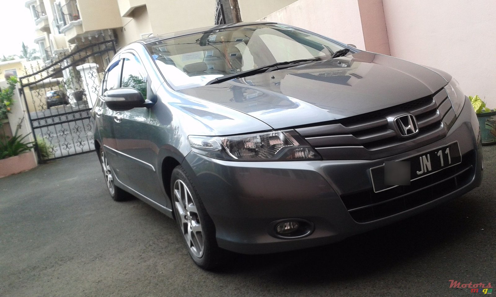 2011' Honda City photo #1