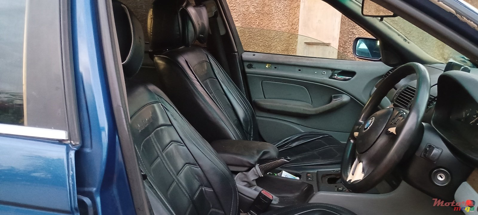 2001' BMW 3 Series Sedan photo #3