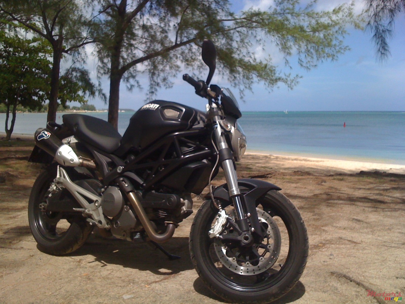 2011' Ducati photo #1