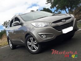 2010' Hyundai Tucson photo #5