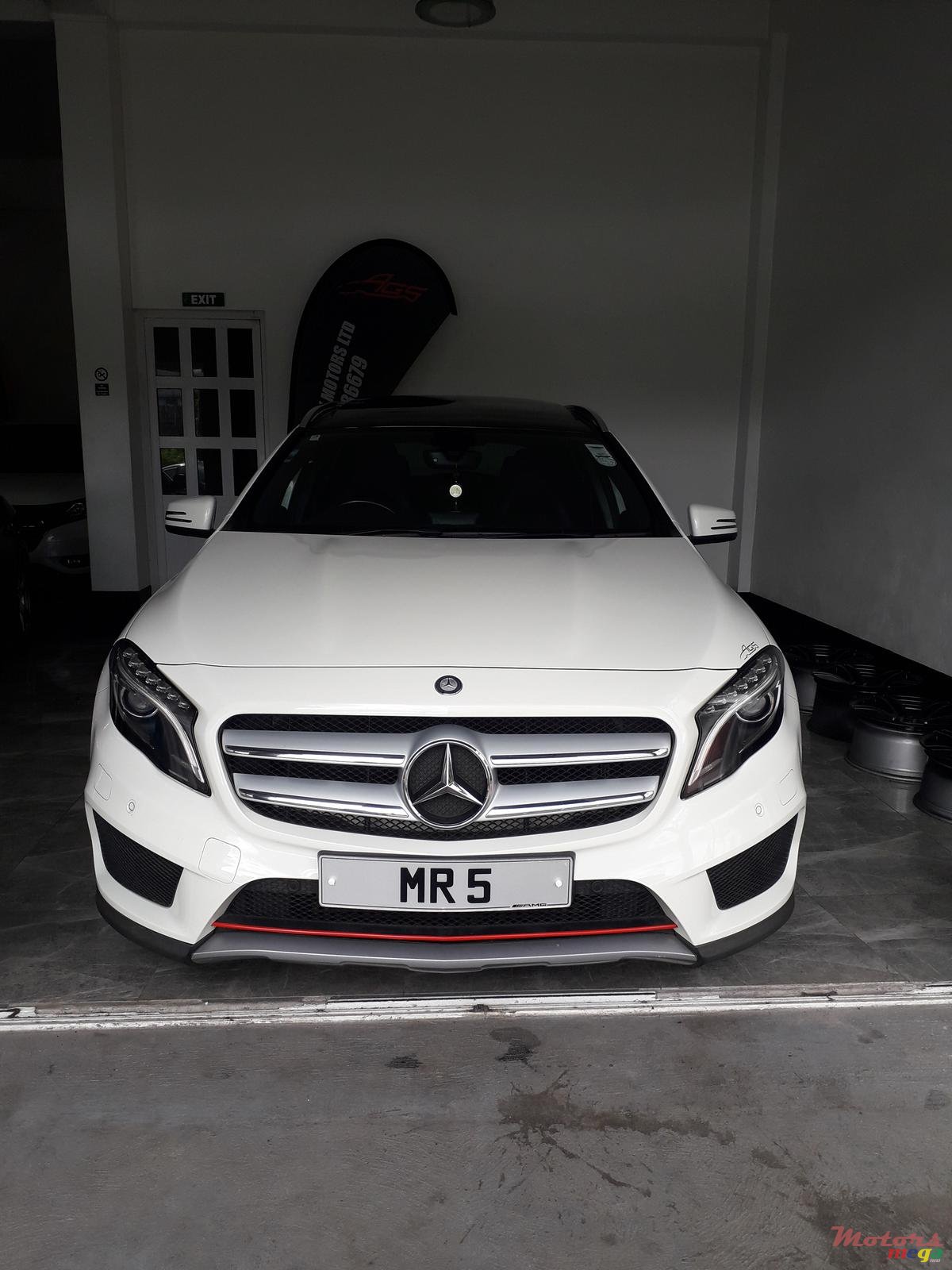 2016' Mercedes-Benz GLA-Class GLA 200 AMG photo #1