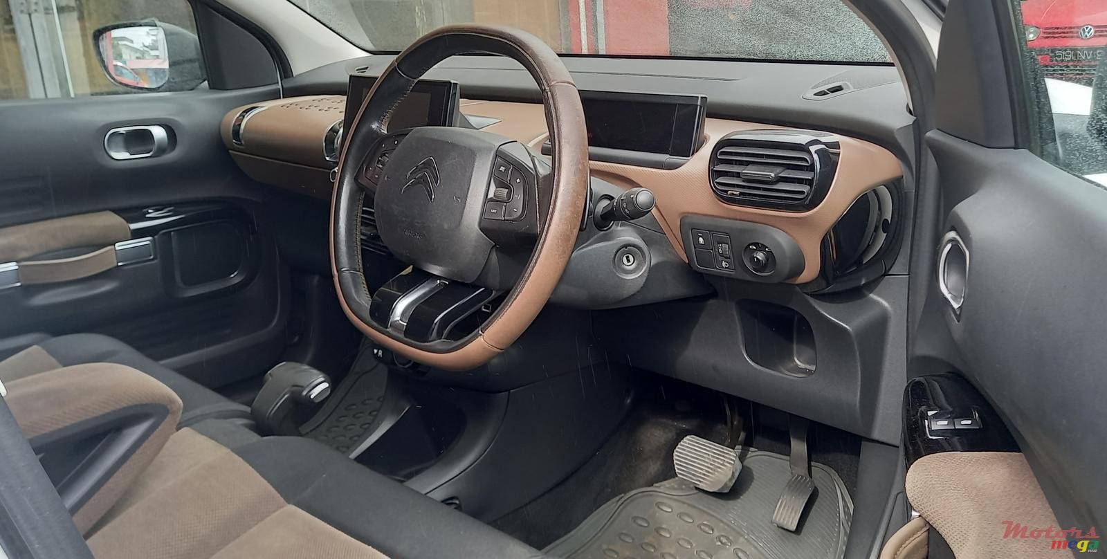 2016' Citroen C4 Cactus photo #5