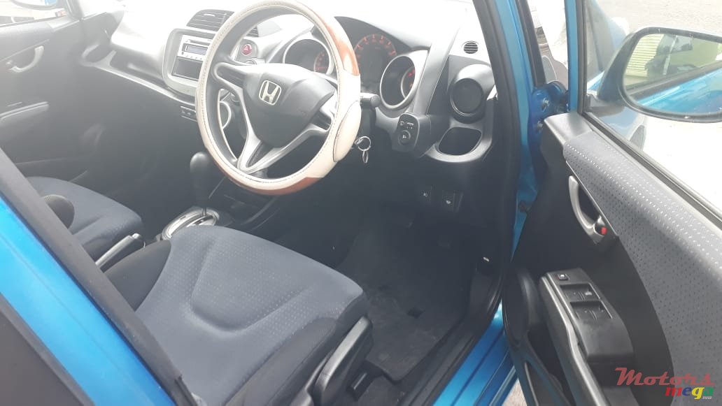 2008' Honda Fit photo #6