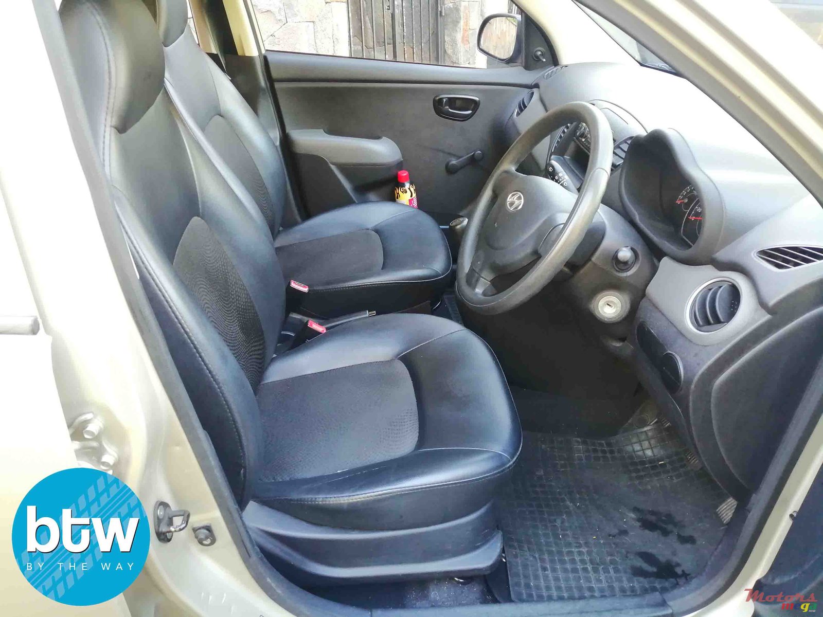 2012' Hyundai i10 photo #5