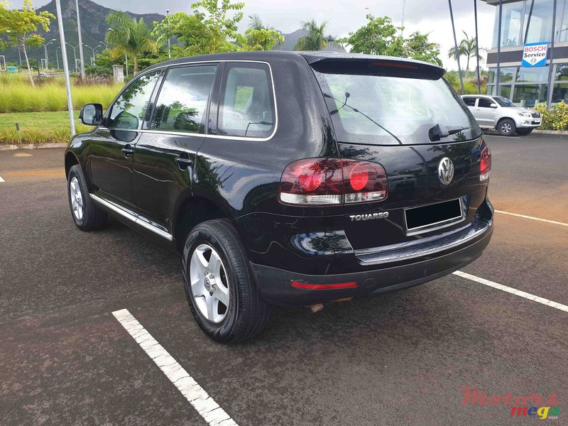 2009' Volkswagen photo #2