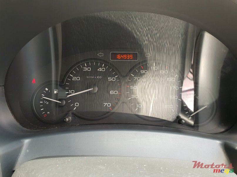 2011' Citroen Berlingo photo #7