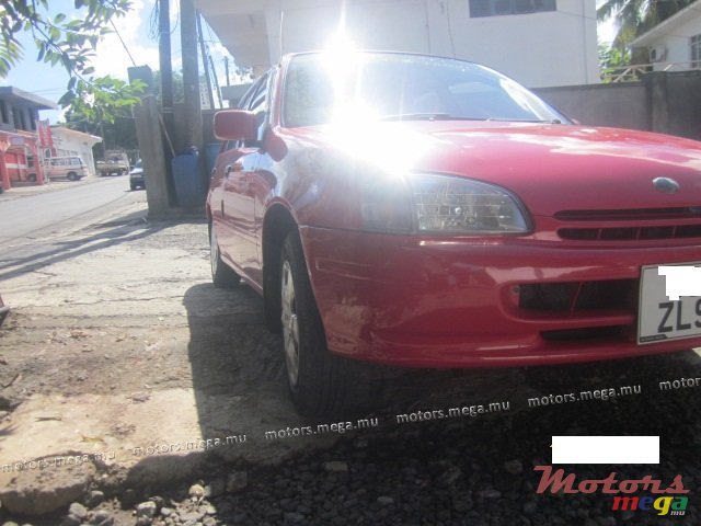1998' Toyota Starlet photo #2