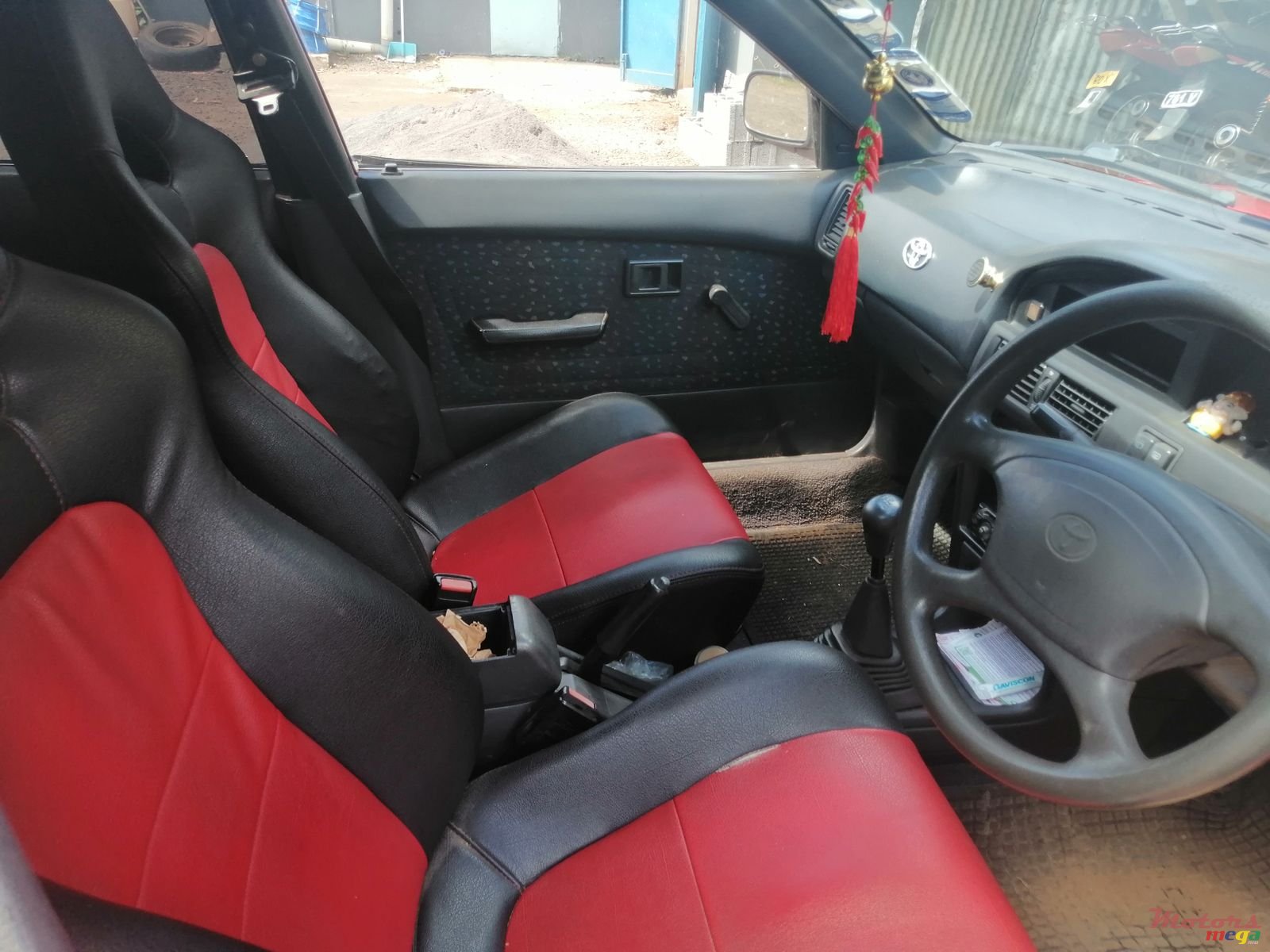 1998' Toyota Tazz photo #2