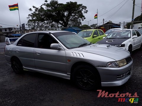 1999' Mitsubishi Lancer photo #1