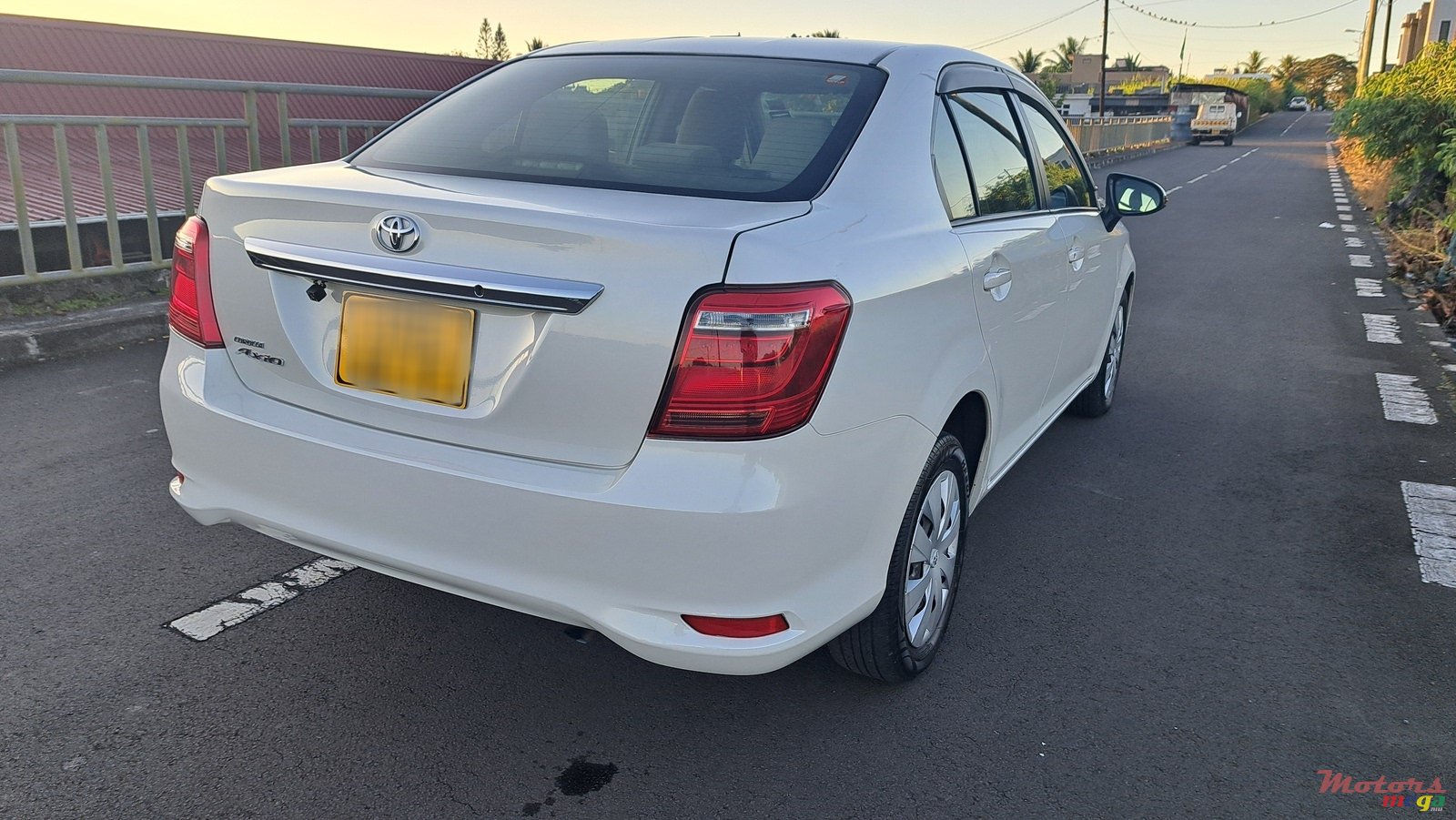 2017' Toyota Axio photo #5