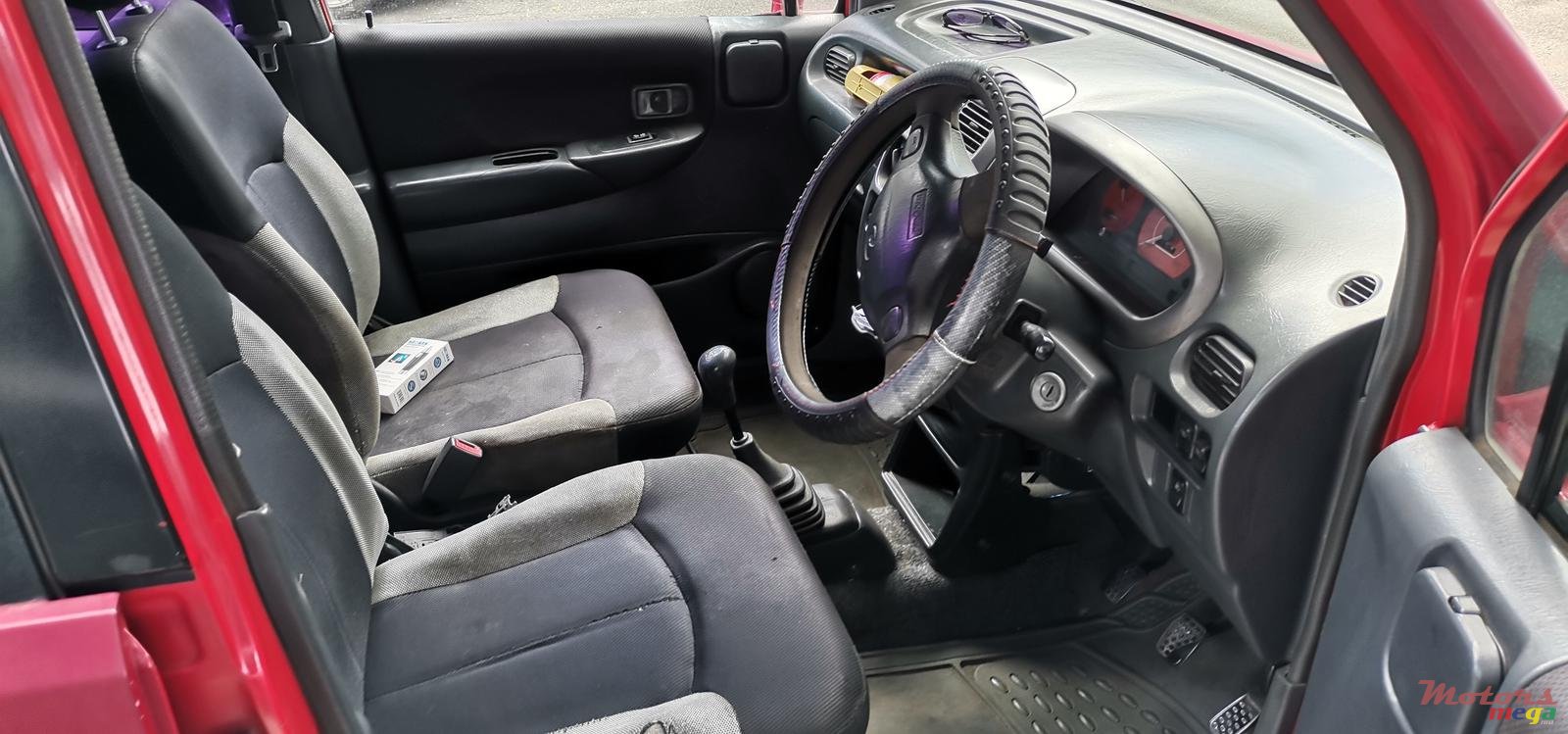 2008' Perodua Kenari photo #4