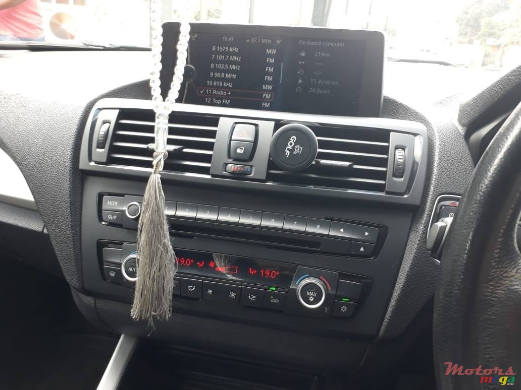 2012' BMW 116 photo #2