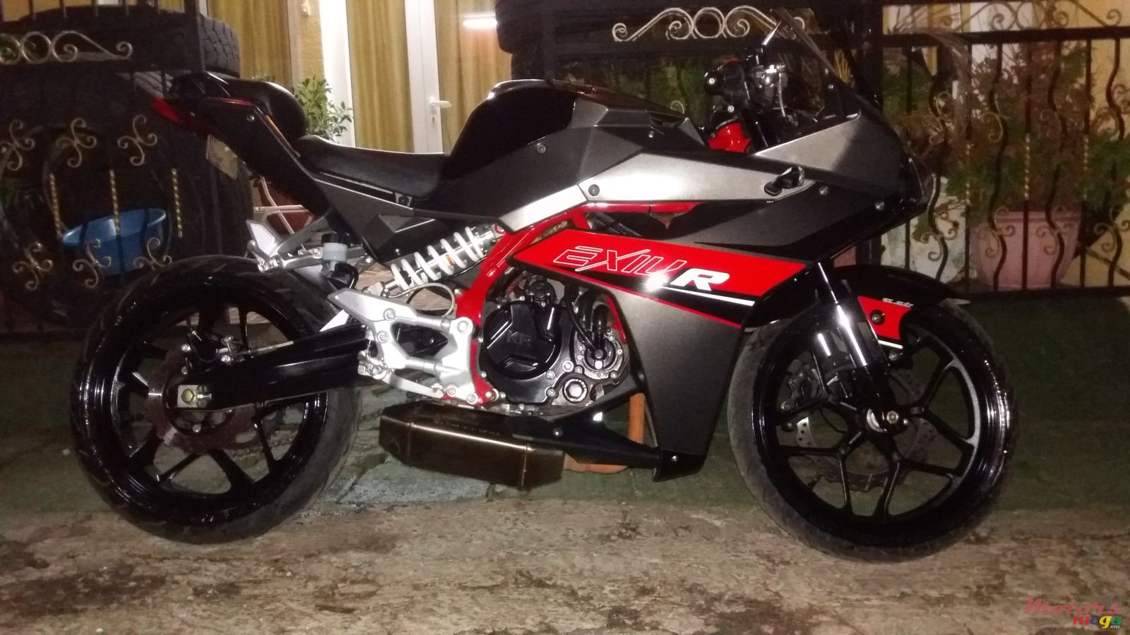 2016' Hyosung Sport photo #2