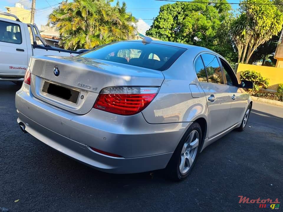 2008' BMW 520 E60 520d photo #3