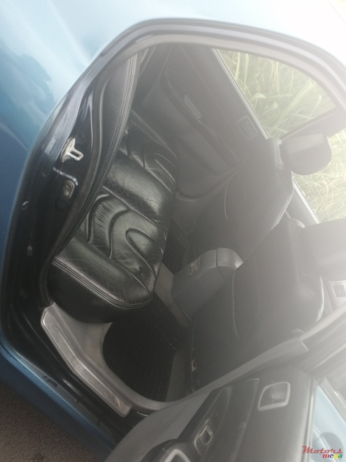 2004' Mitsubishi Lancer photo #5