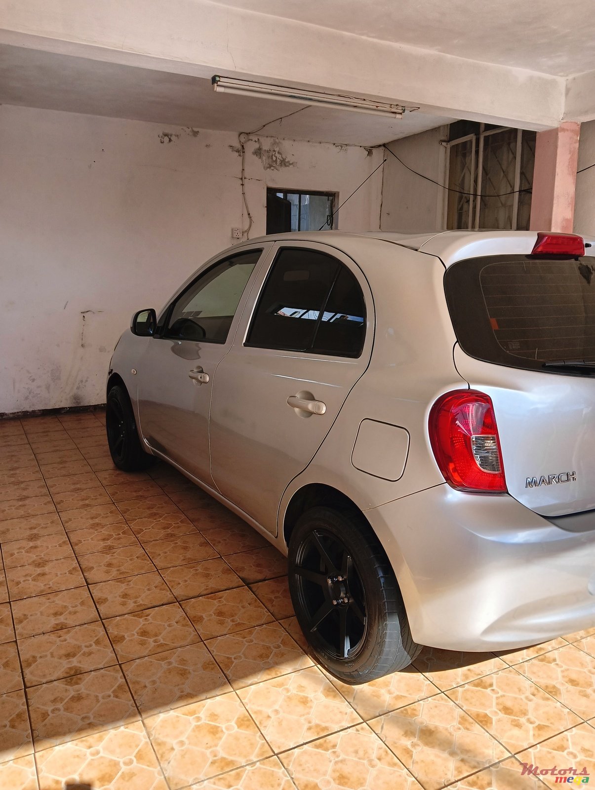 2013' Nissan March photo #6