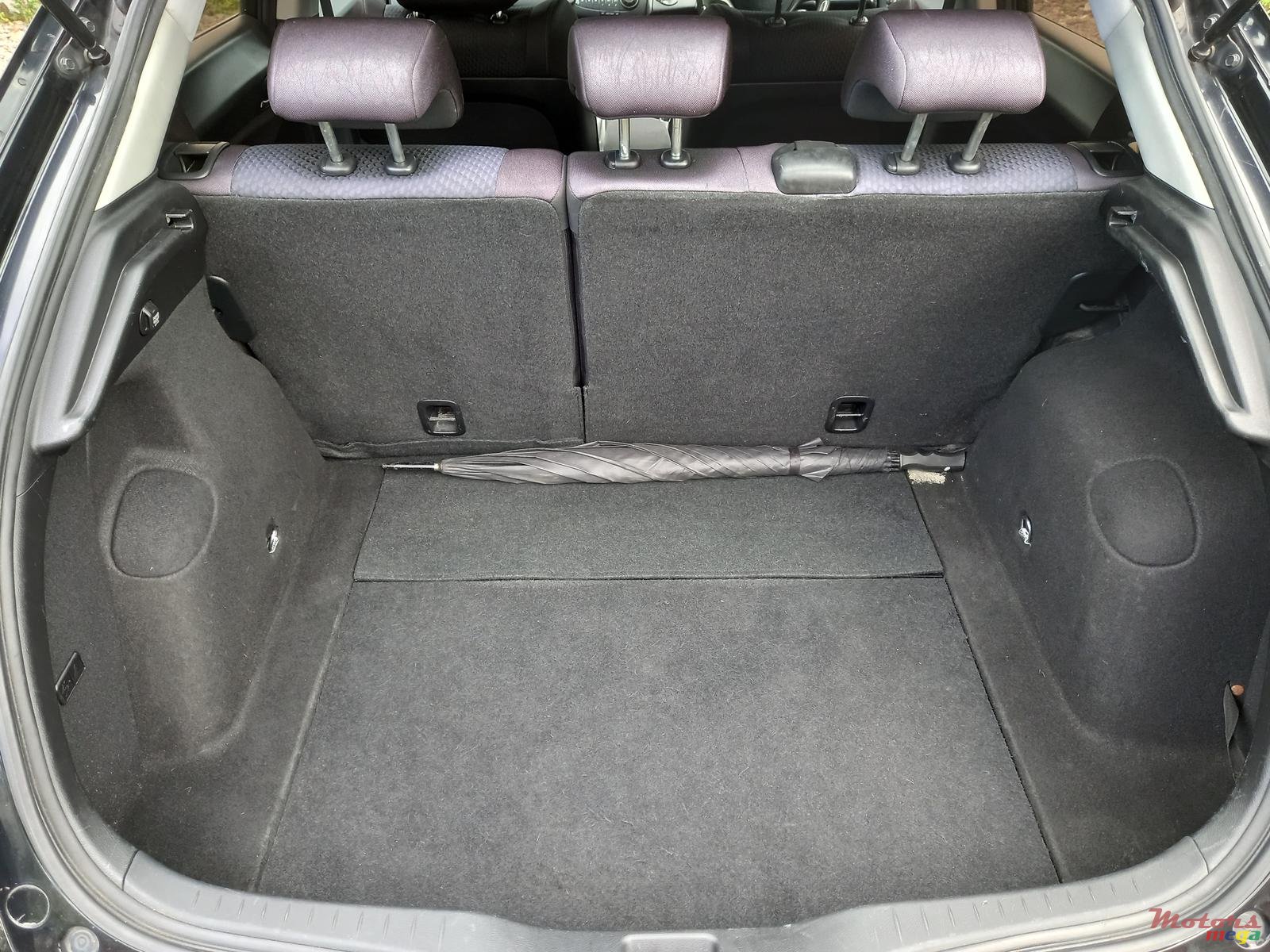 2010' Honda Civic photo #5