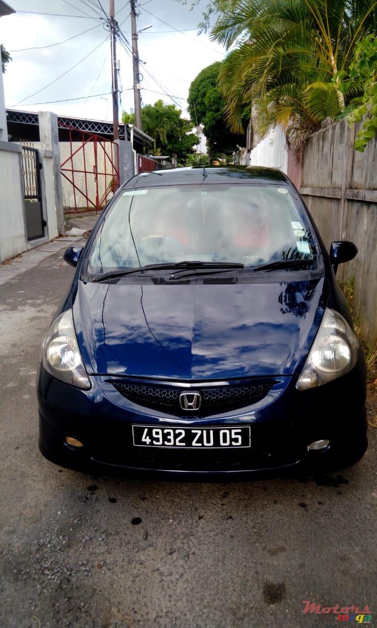 2005' Honda Jazz photo #5