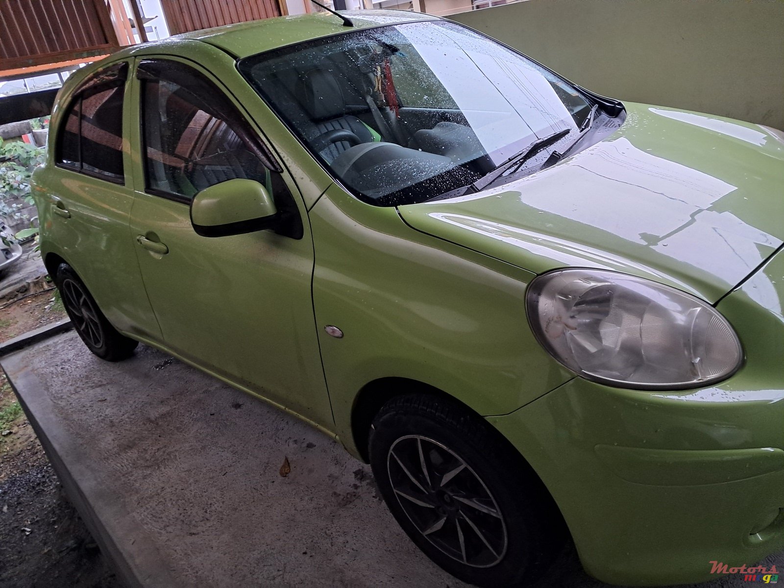 2011' Nissan March photo #6