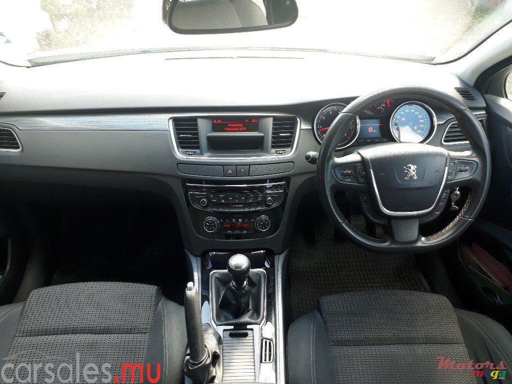 2012' Peugeot 508 1.6 T photo #6