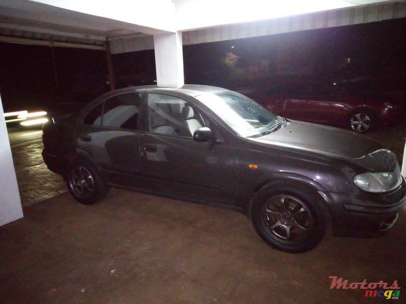 2001' Nissan Sunny N16 photo #2