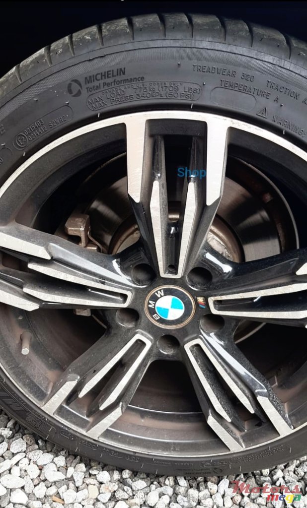 2005' BMW 5 Series photo #5