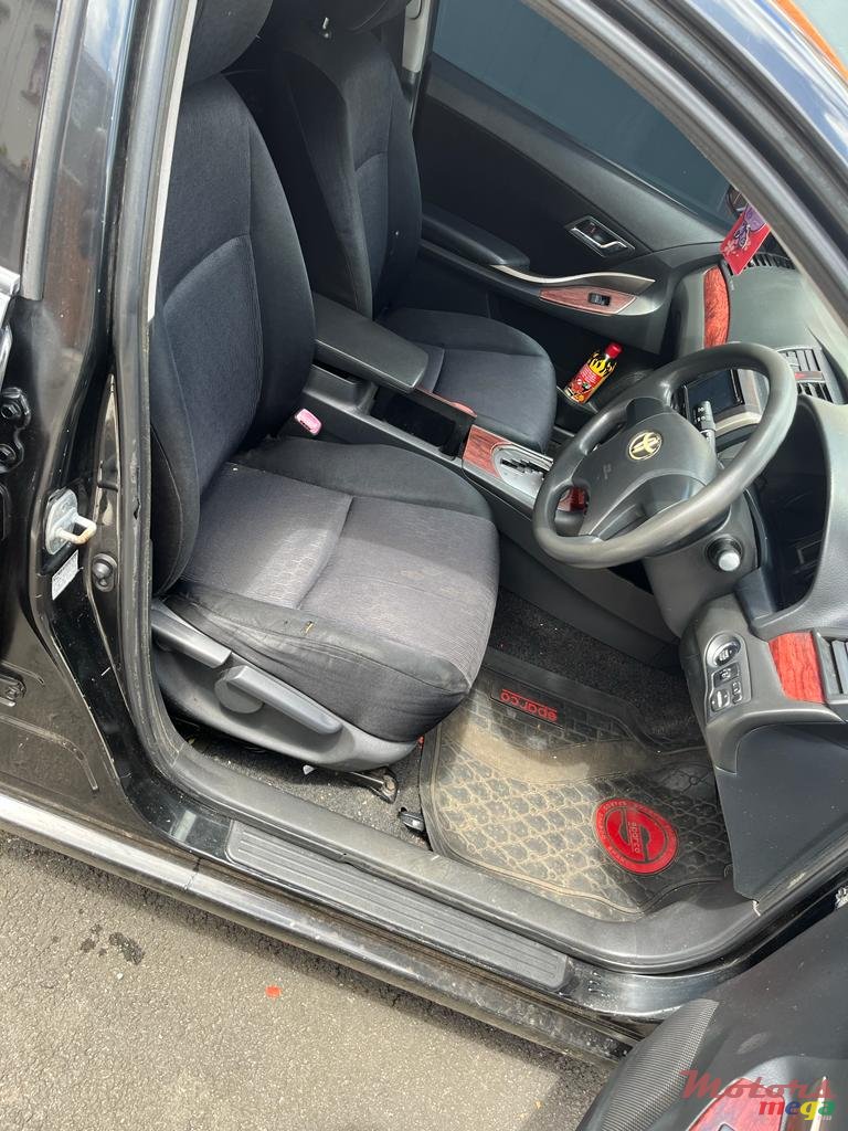 2007' Toyota Allion photo #7