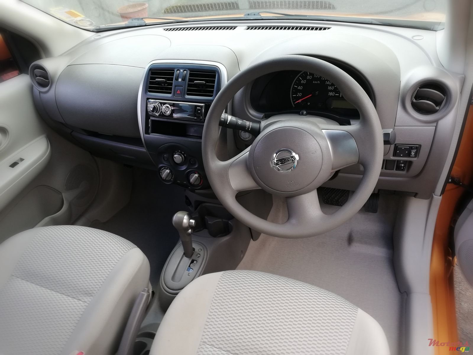 2014' Nissan March photo #5