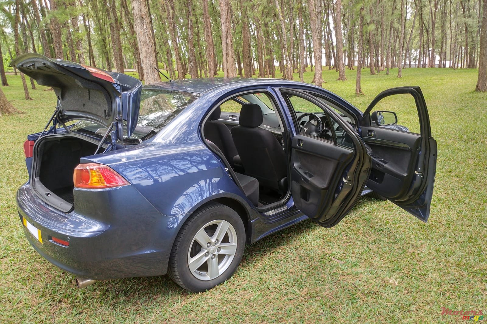 2008' Mitsubishi Lancer X photo #6