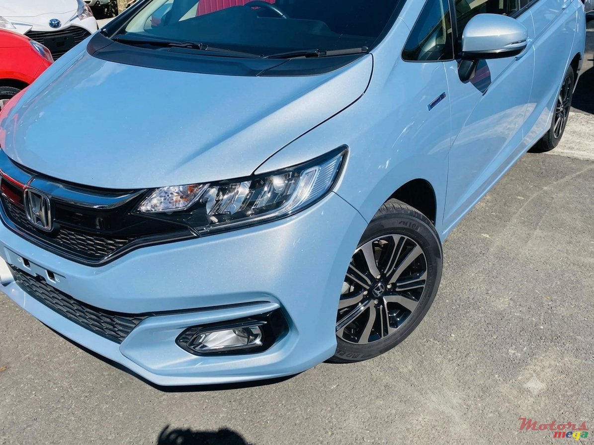 2019' Honda Fit photo #3