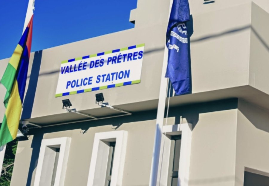 Vallée des Prêtres police station, Mauritius