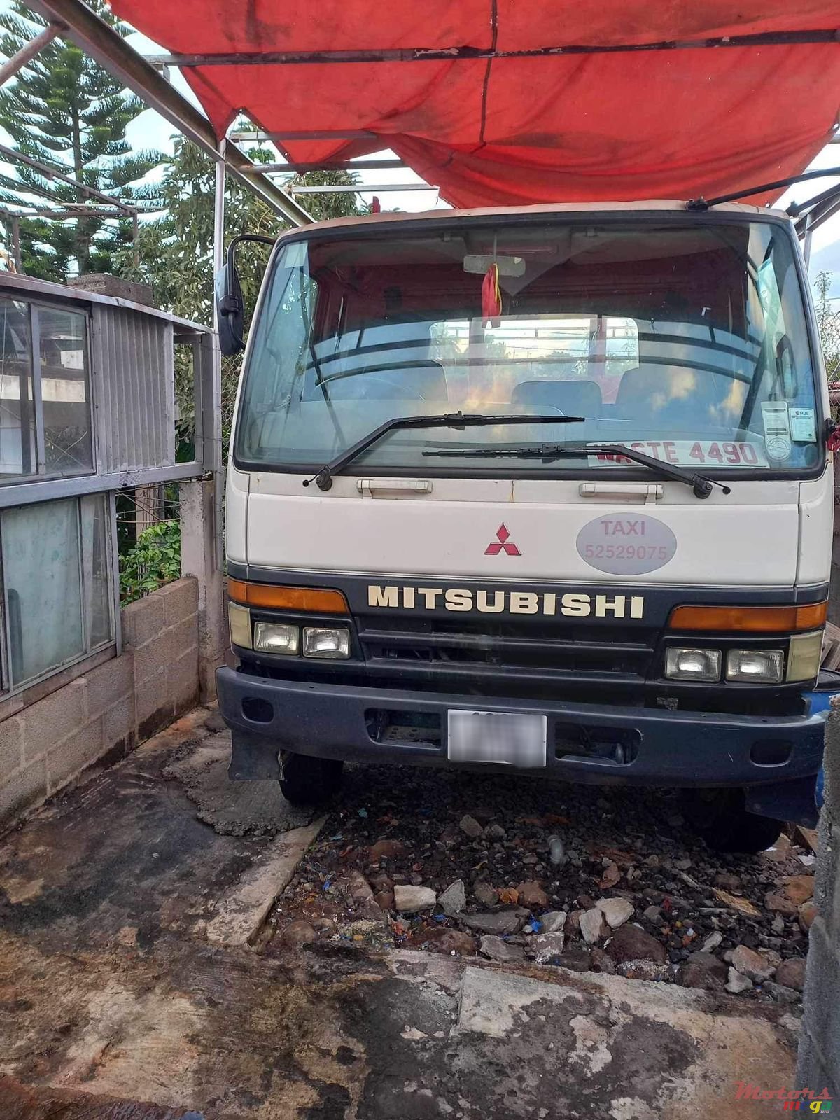 1999' Mitsubishi photo #2