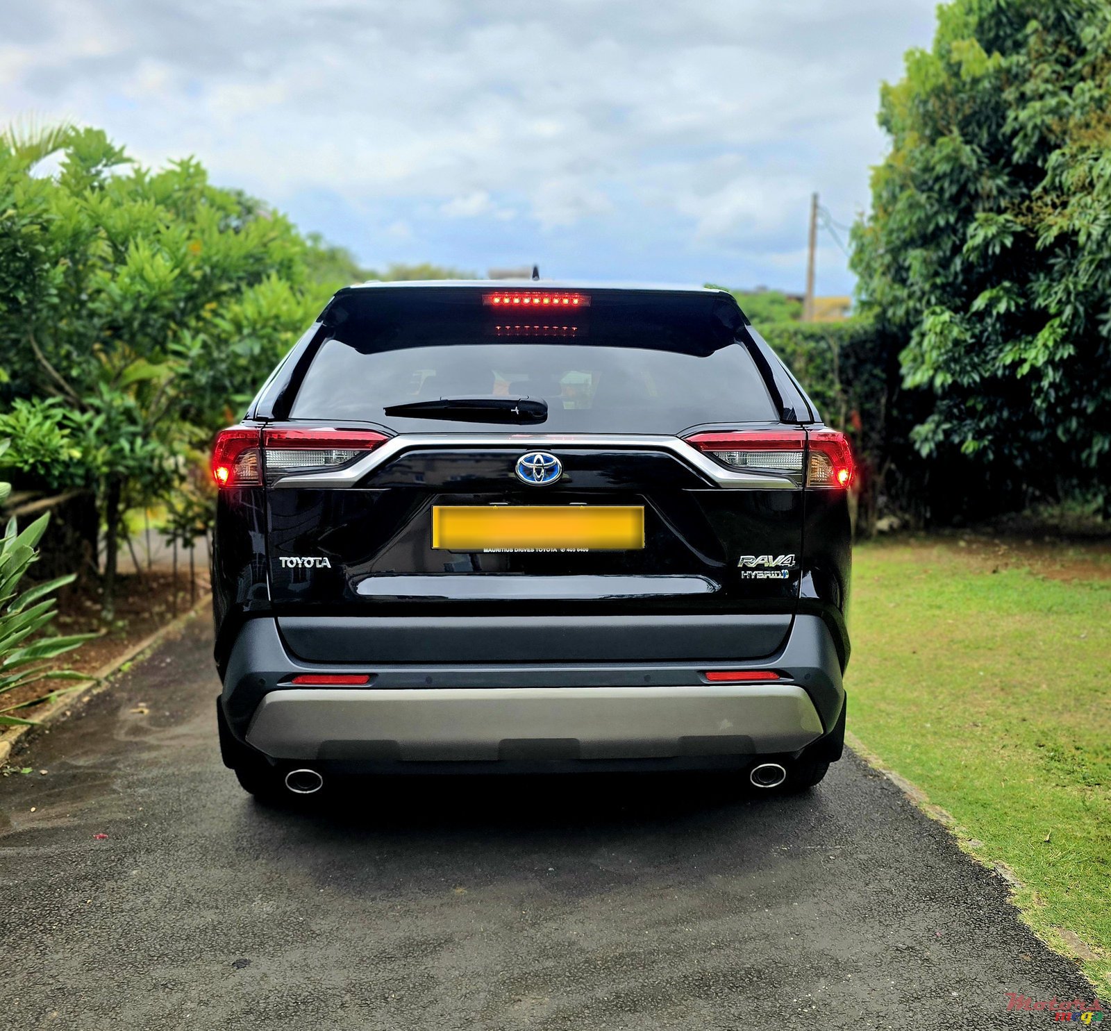 2024' Toyota RAV4 photo #4