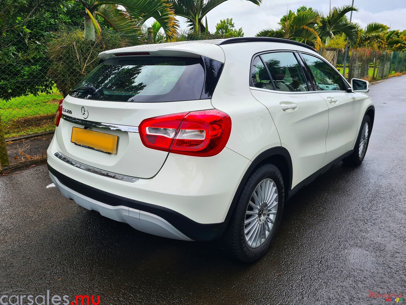 2017' Mercedes-Benz GLA 200 Style 1.6 photo #4