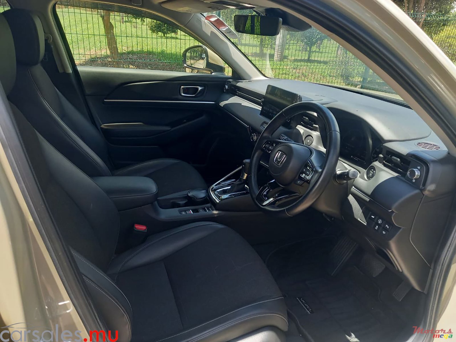 2021' Honda Vezel Z E-HEV 1.5 Hybrid photo #6