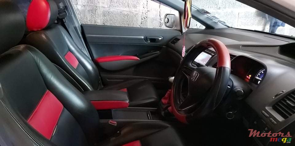 2007' Honda Civic FD photo #6