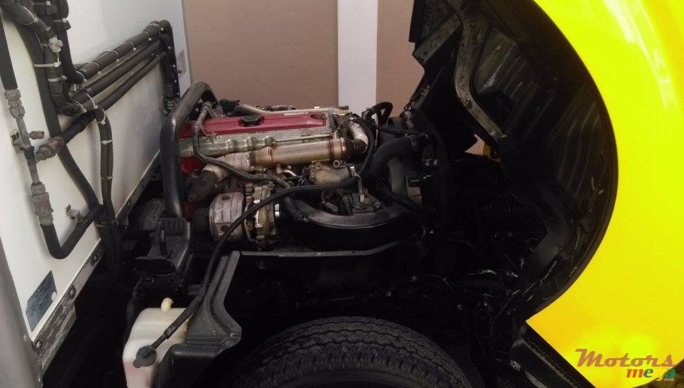 2005' Toyota Toyoace Frigo 3.5 Ton photo #3