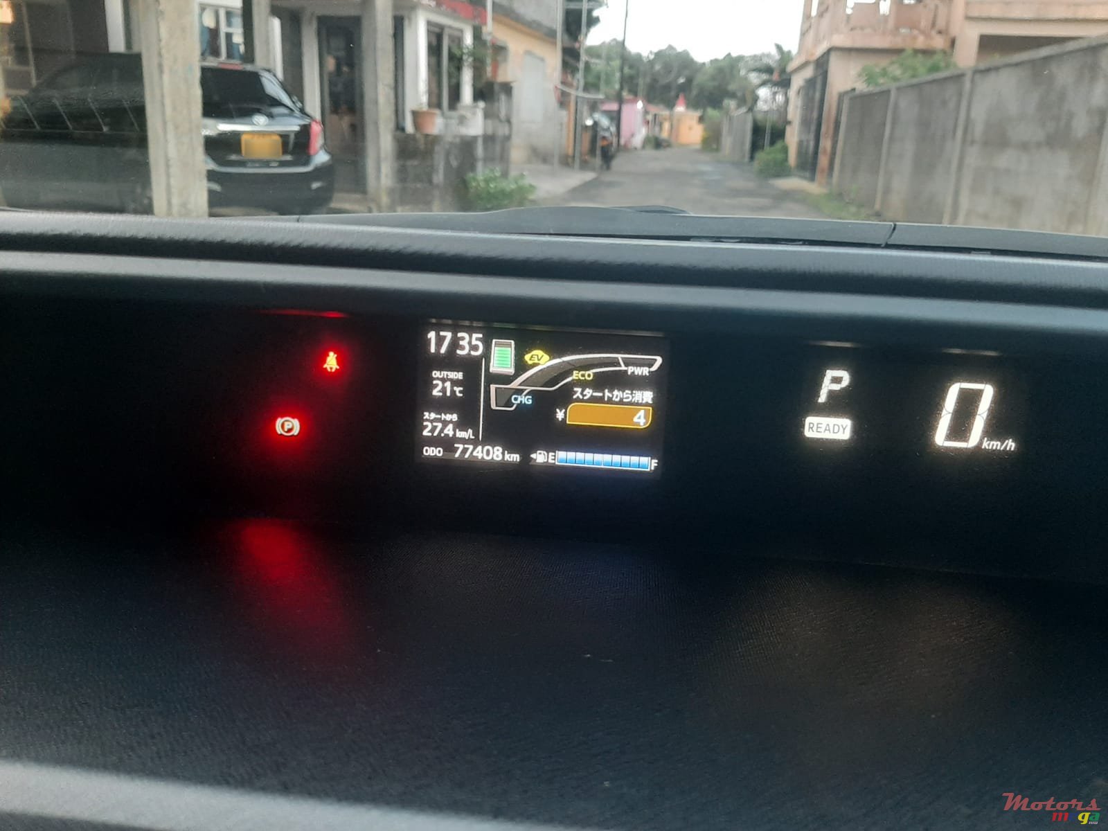 2018' Toyota photo #2