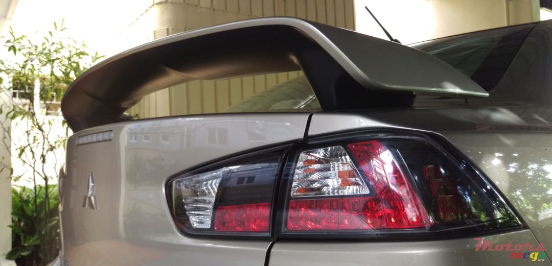 2011' Mitsubishi Lancer photo #5