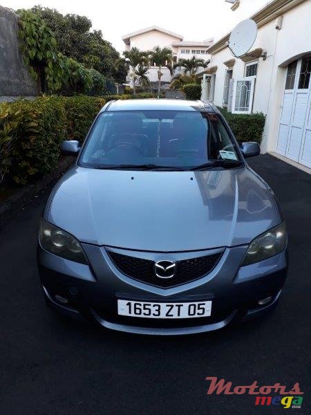 2005' Mazda 3 Nil photo #1