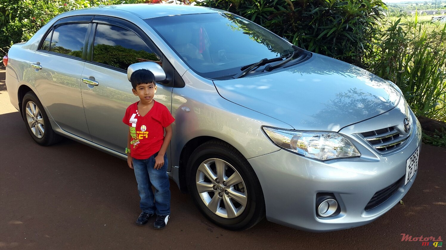 2013' Toyota Corolla photo #1