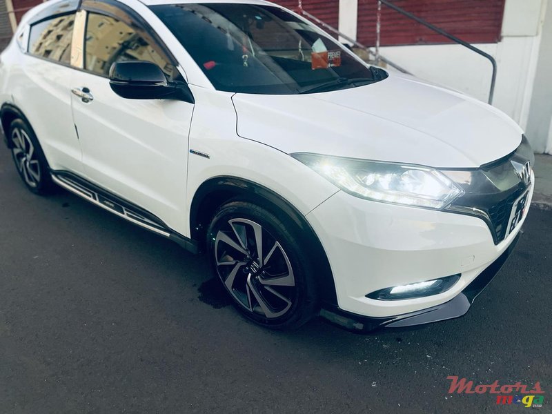 2016' Honda HR-V photo #2