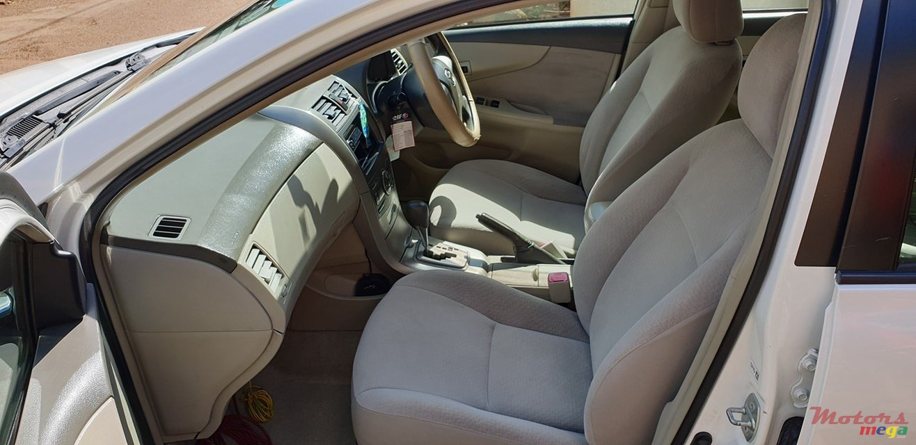 2010' Toyota Axio x edition photo #4