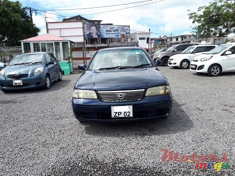 2002' Nissan B15 photo #2