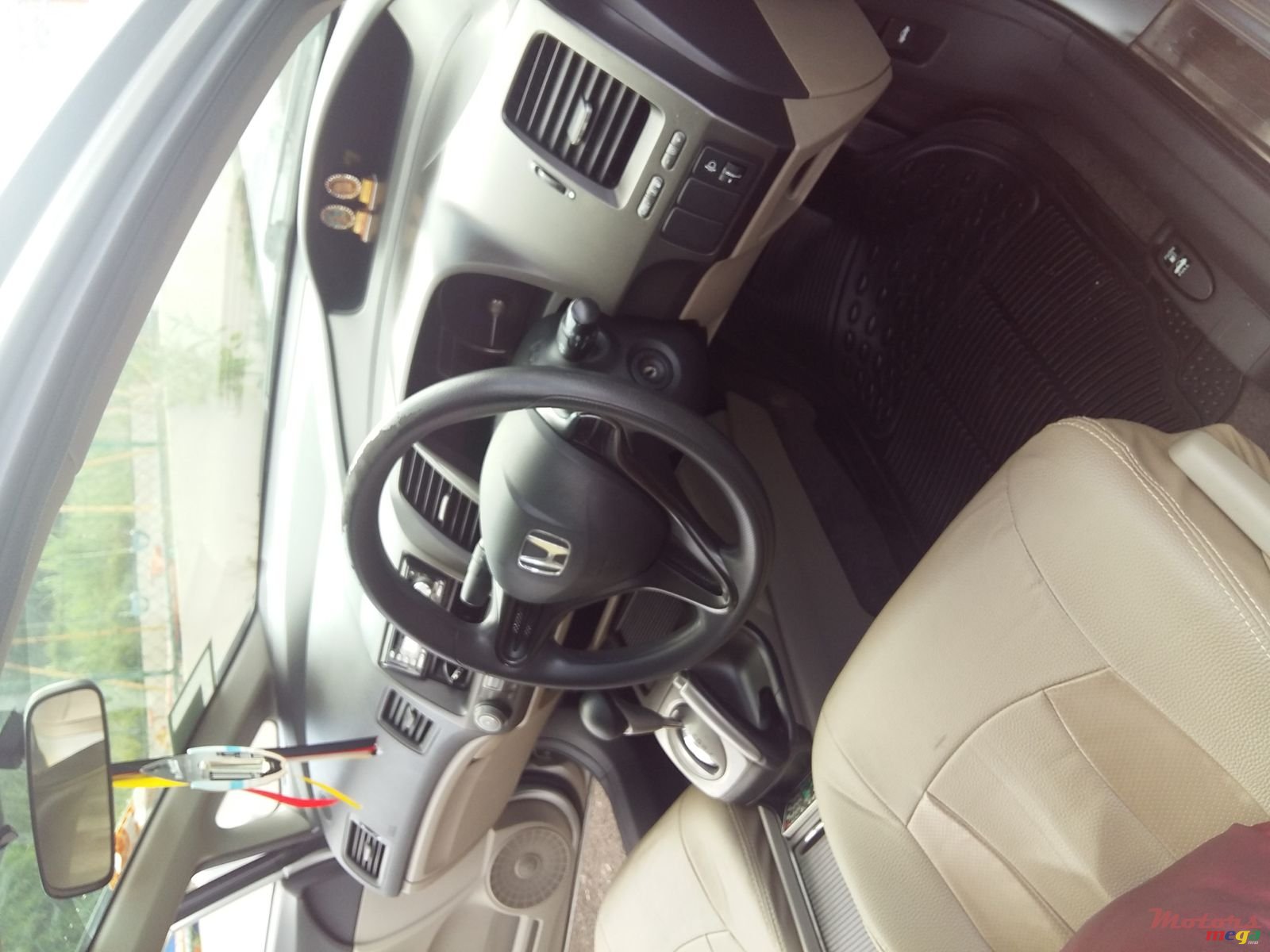 2009' Honda Civic hybrid photo #6