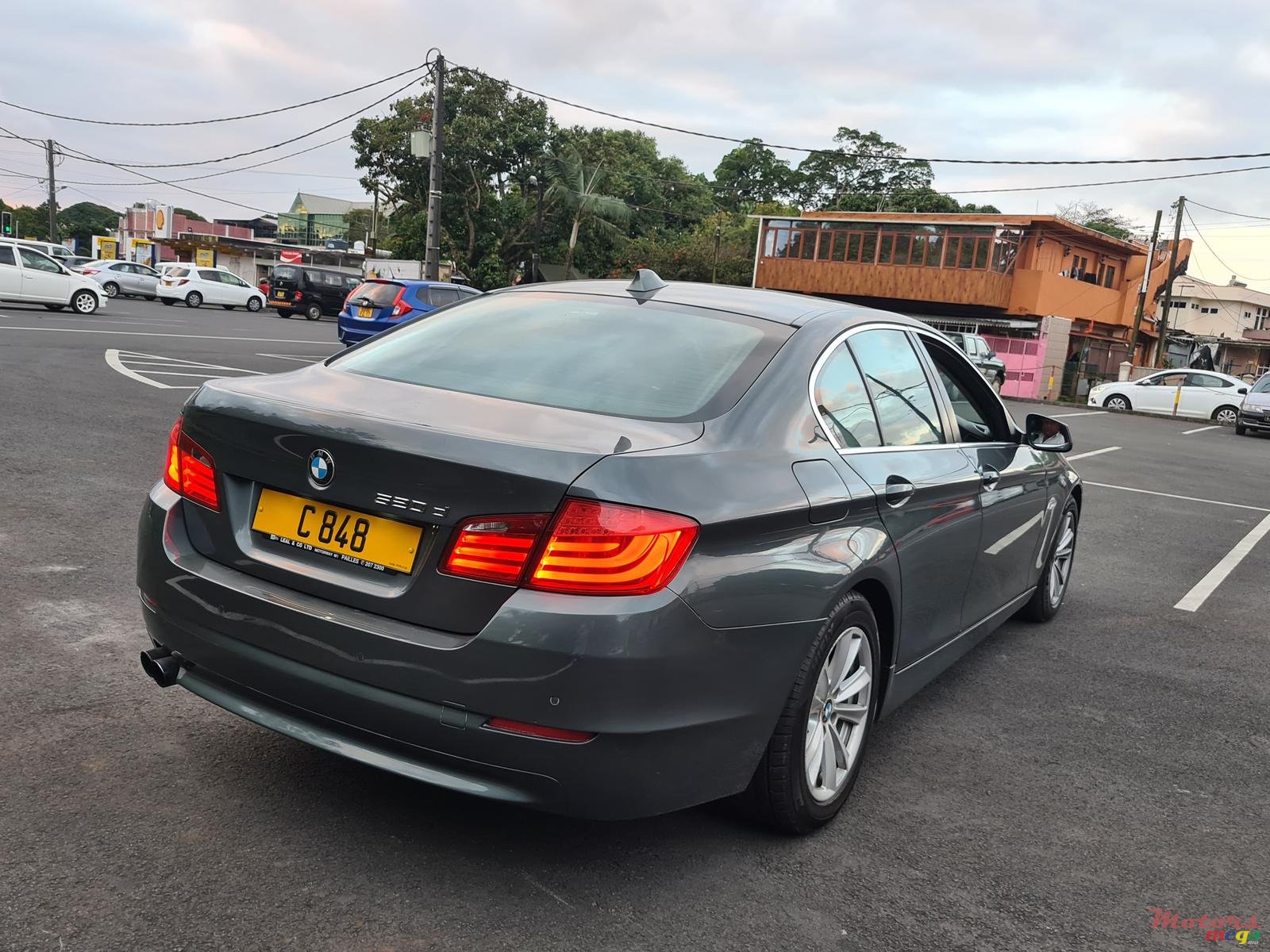 2012' BMW 520d manual photo #5